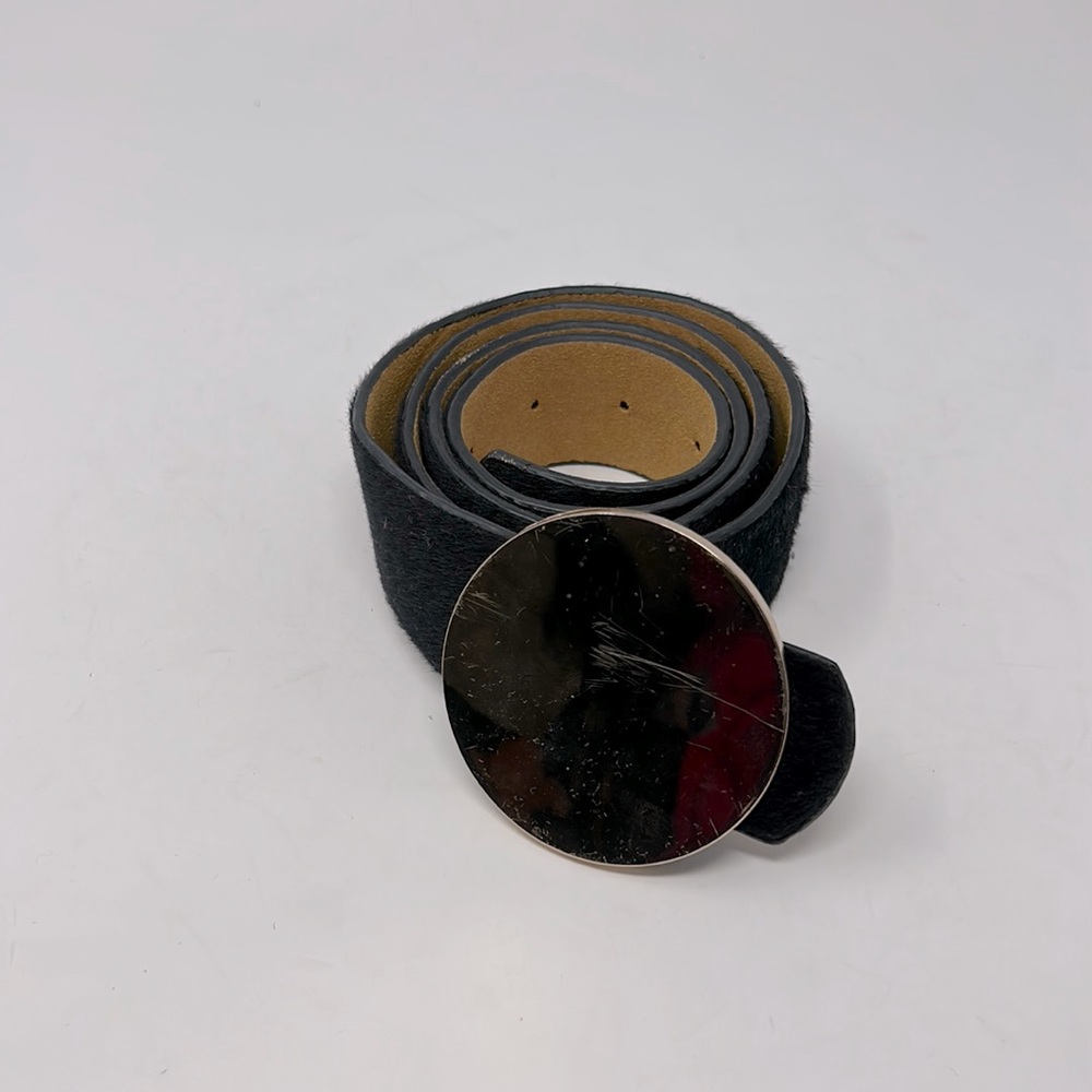 Black Fur Round Gold Buckle Belt